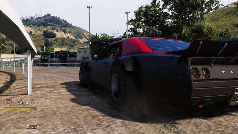 A day racing at the Vinewood Racetrack