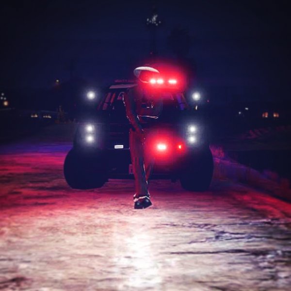 San Andreas Highway Trooper with his Tahoe
