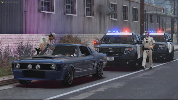SAHP on a traffic stop with a Vapid Ellie in Paleto