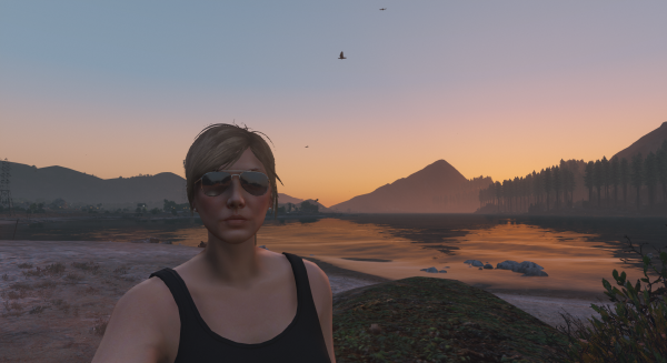 LIV HOPE SELFIE SUNSET.png