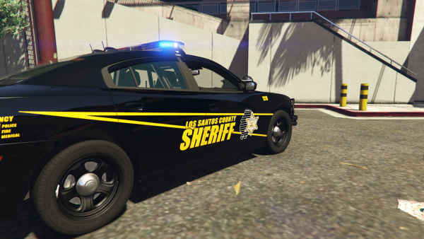 Sheriff car