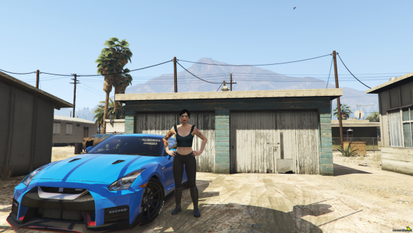 Paige Blue GTR 3.png